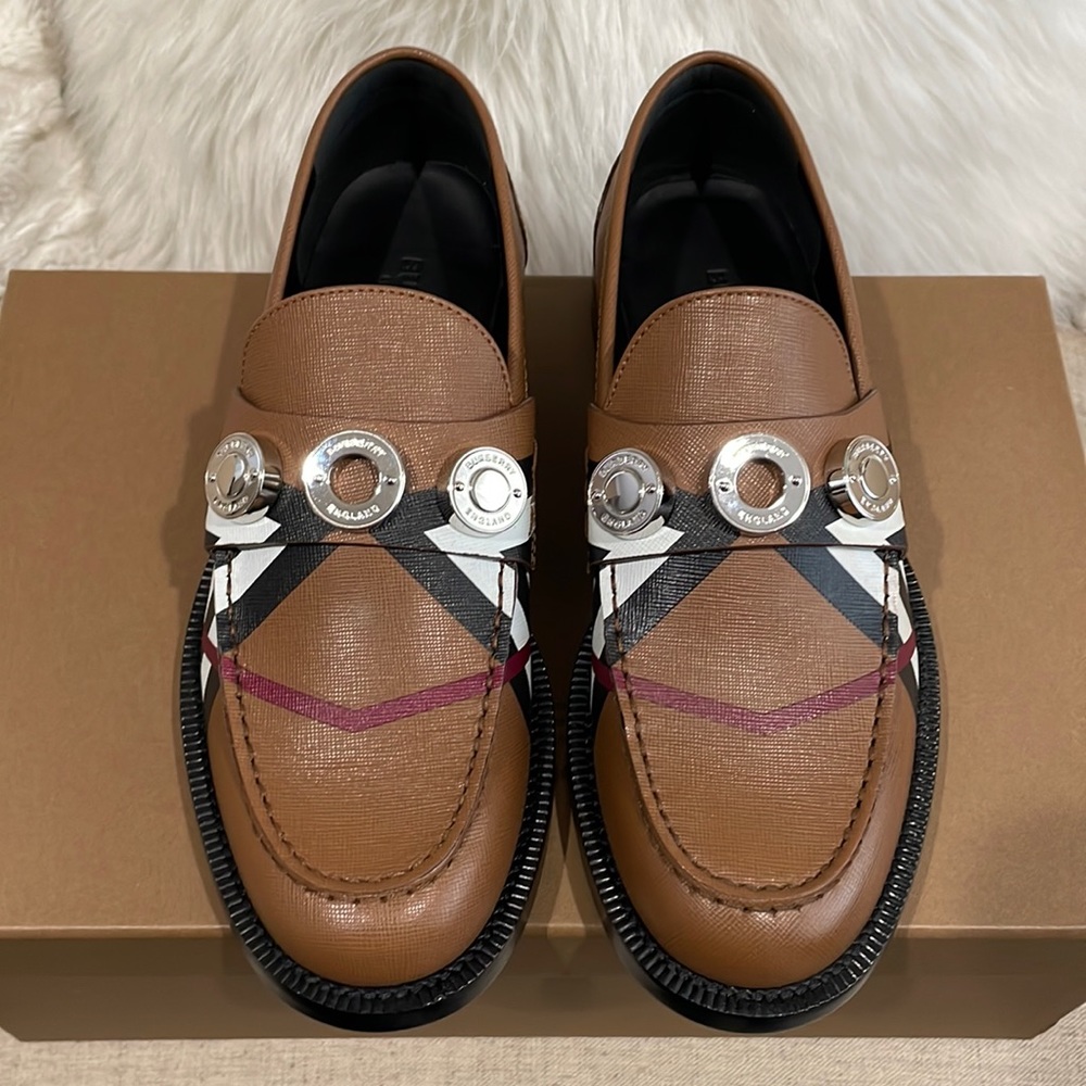 Burberry Women’s Loafers